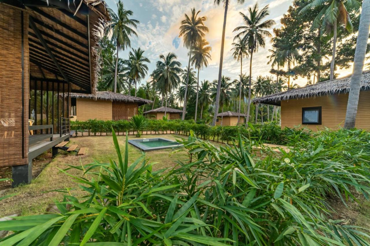 Suan Residence - Exotic And Contemporary Bungalows With Private Pool Chaloklum Exteriör bild
